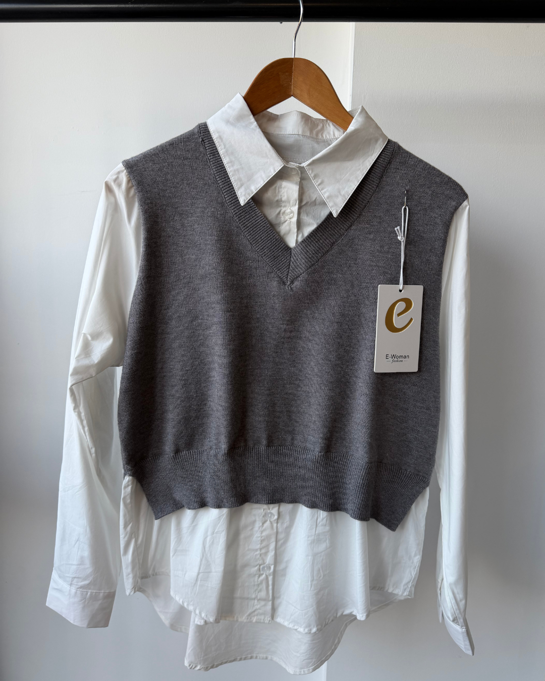 Alexa Shirt & V-Neck Combo