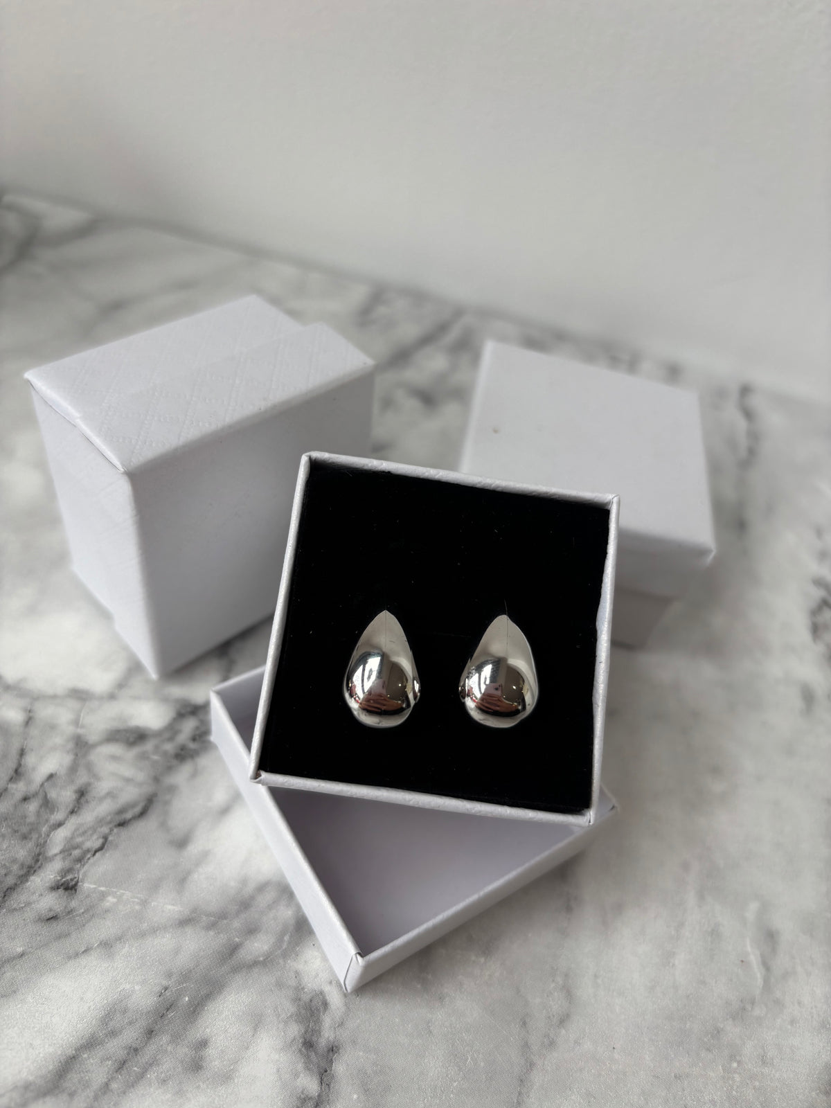 Nora Teardrop Earrings