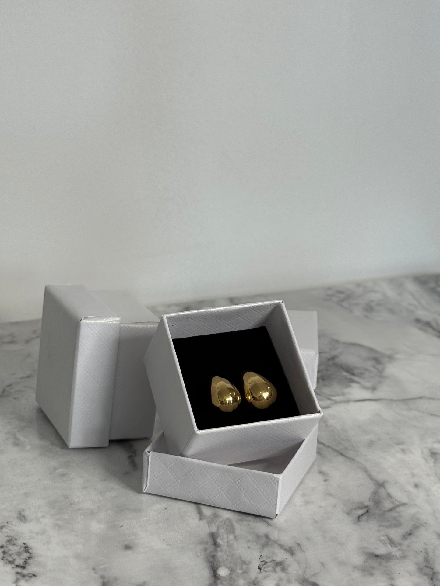 Nora Teardrop Earrings