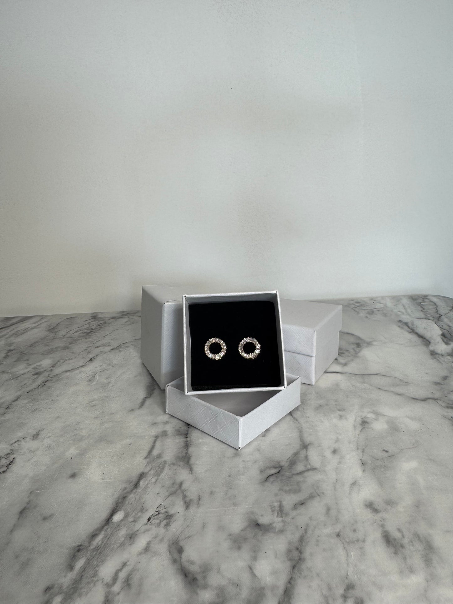 Celia Studs