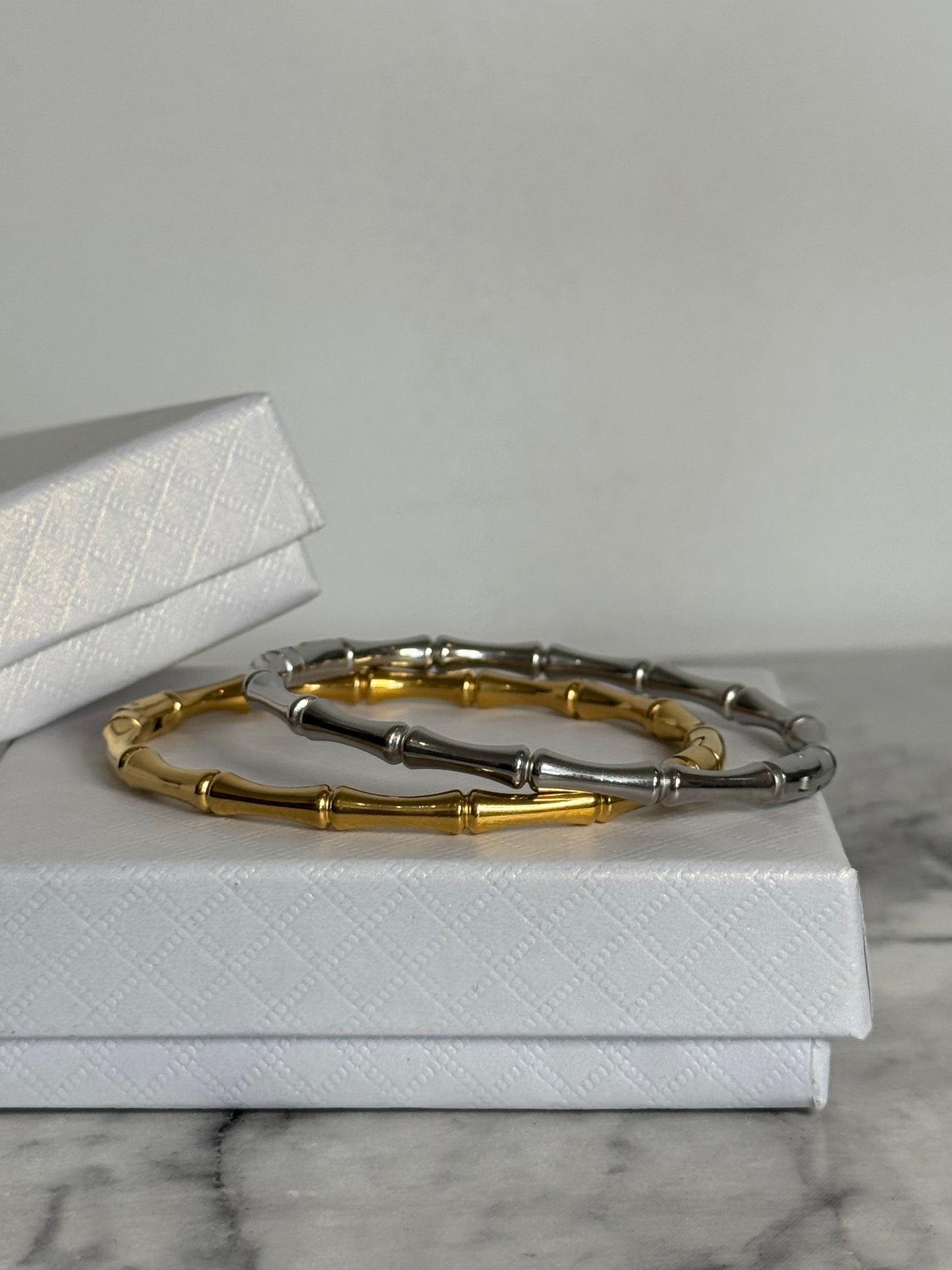 Palma Clasp Bangle