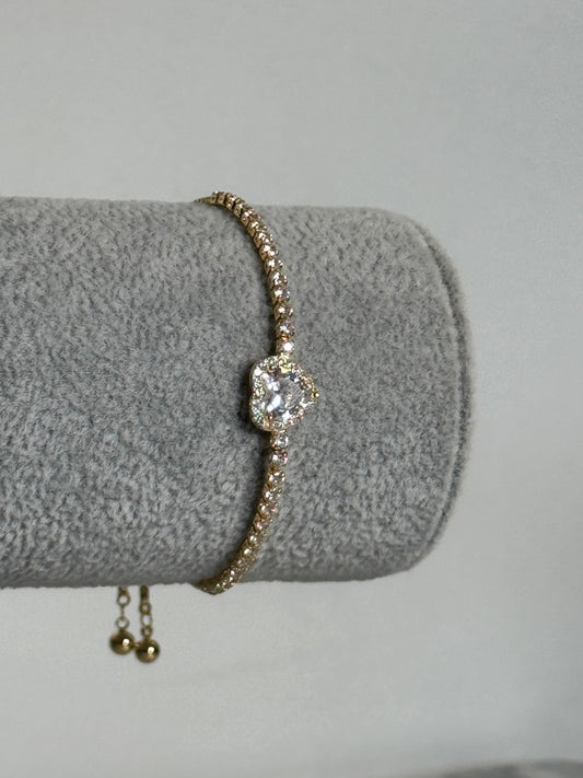 Annie Heart Bracelet
