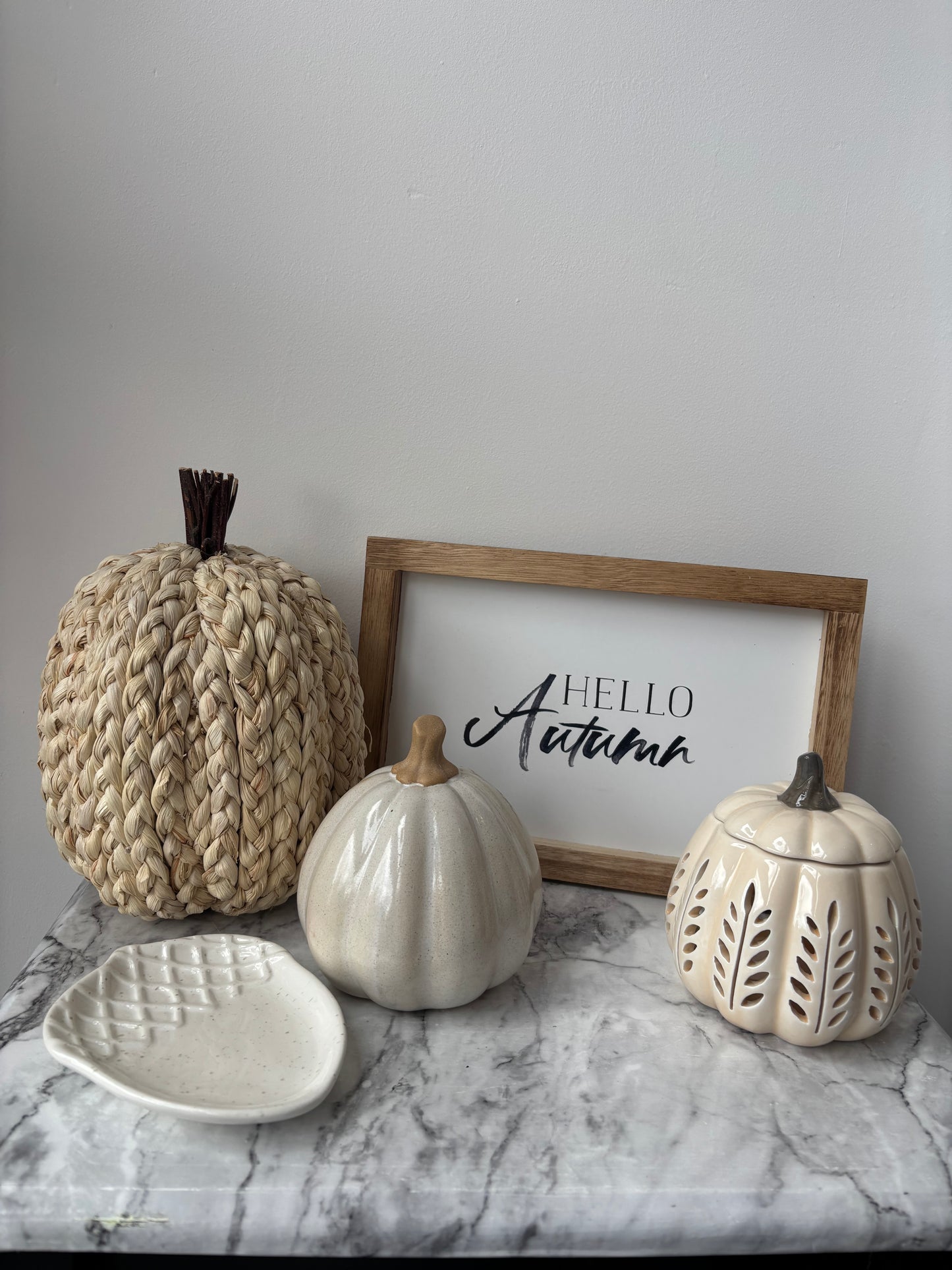Acorn trinket tray