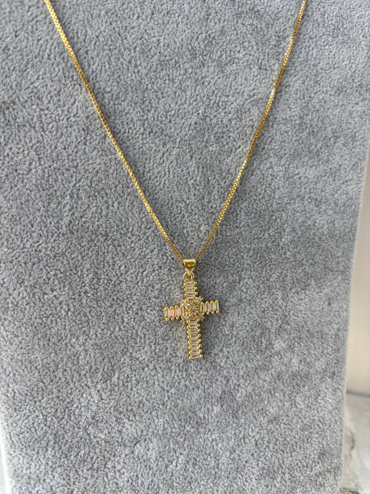 Eve cross necklace