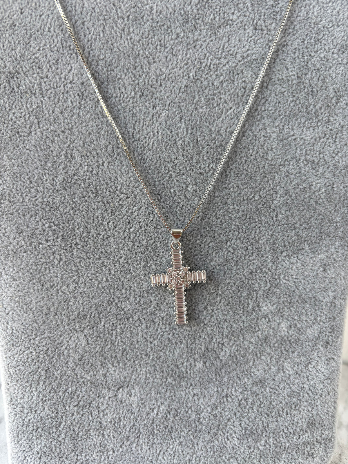Eve cross necklace