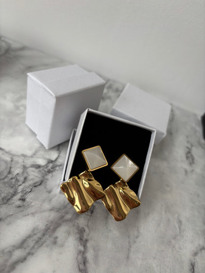 Betty square earrings