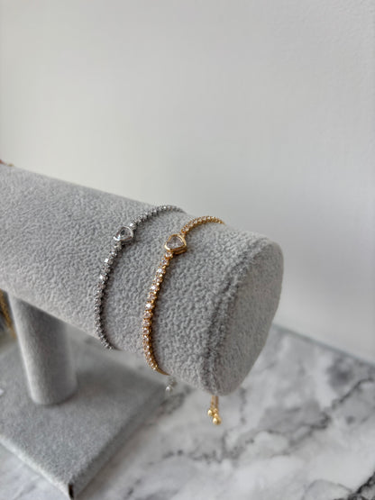 Annie mini heart bracelet