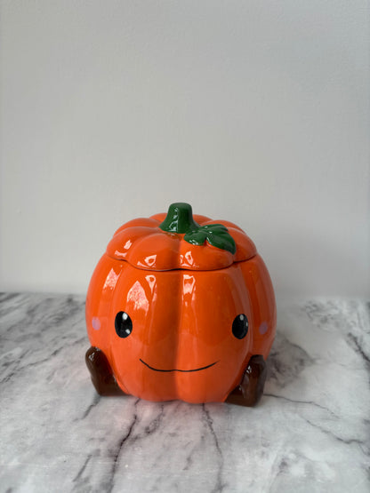 Smiling pumpkin wax melt burner