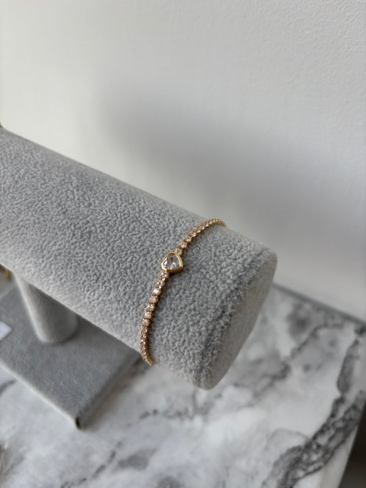 Annie mini heart bracelet