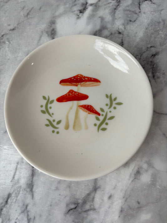 Mushroom trinket tray