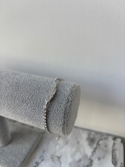 Faye Feather Bracelet