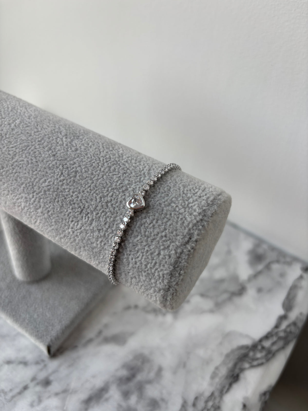 Annie mini heart bracelet