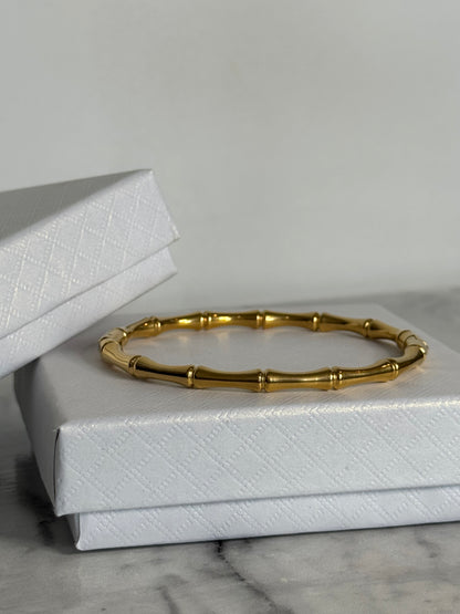 Palma Clasp Bangle