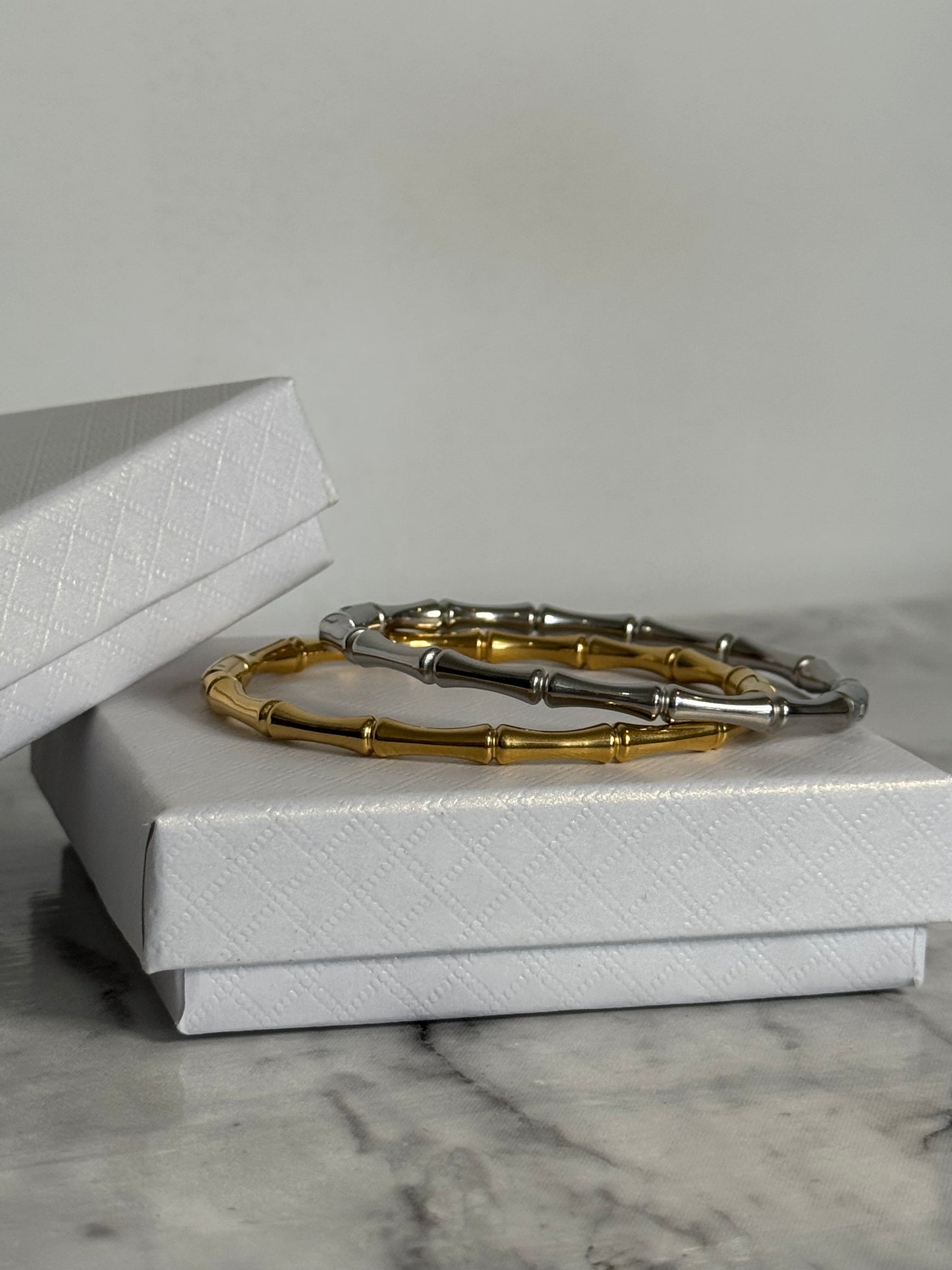 Palma Clasp Bangle