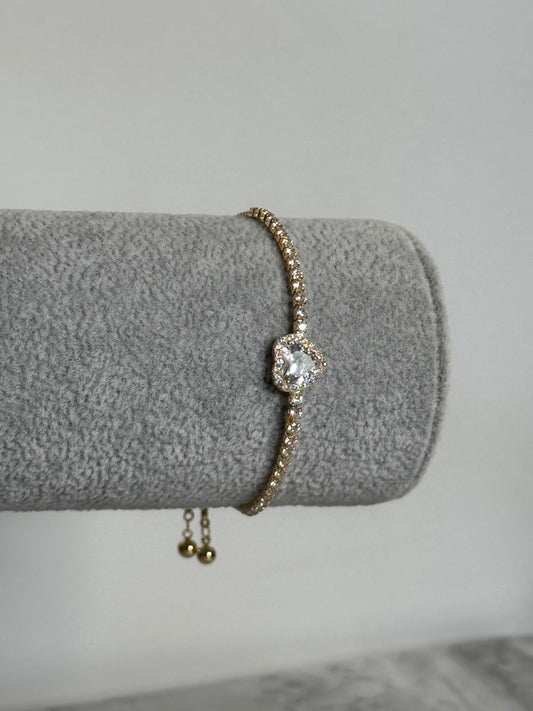 Annie Heart Bracelet